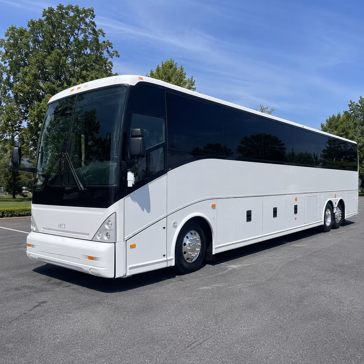 charter bus shuttles between flower mound and nas jrb fort worth for utas and drills